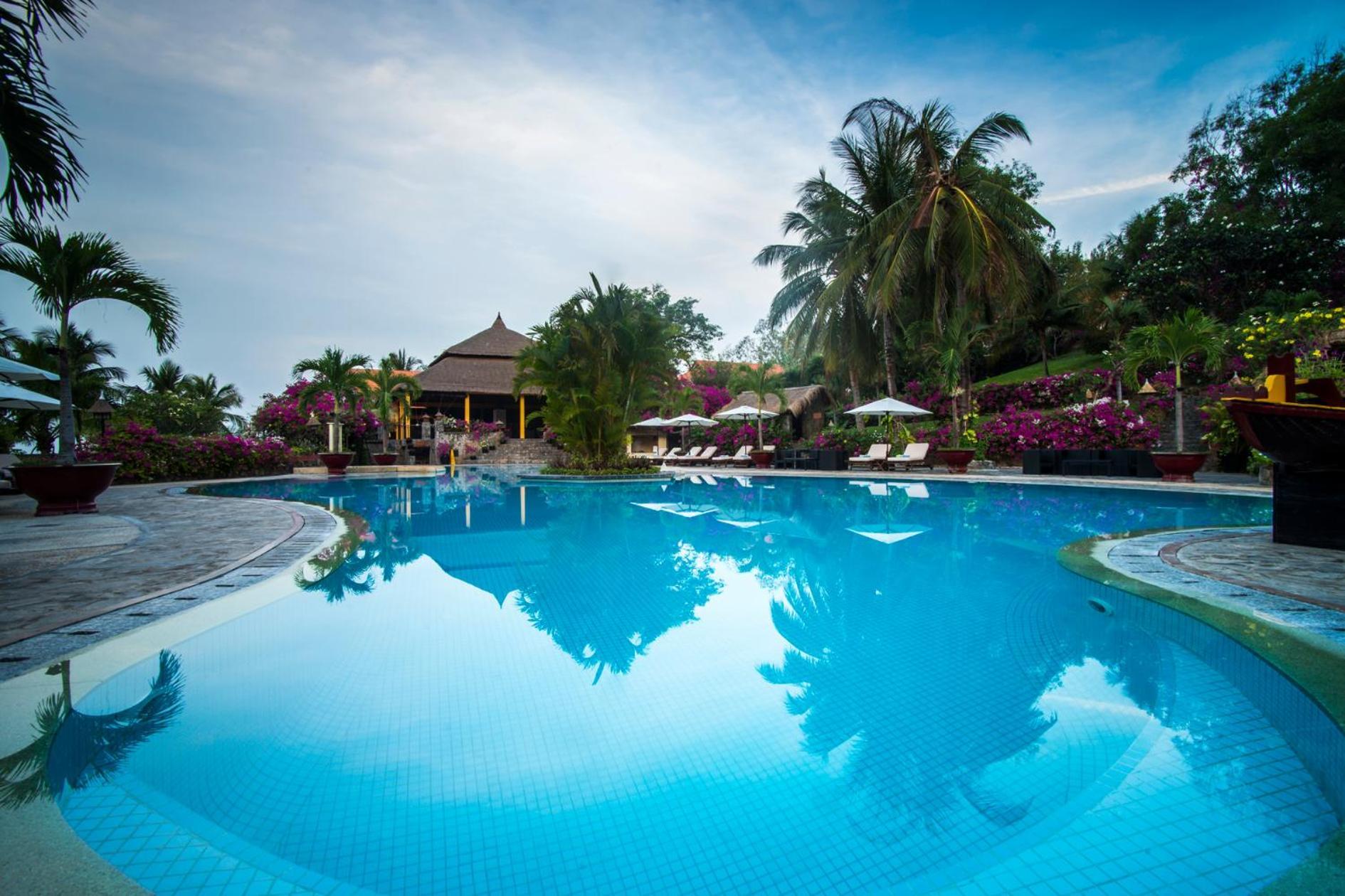 Victoria Phan Thiet Beach Resort & Spa Mui Ne Exterior photo
